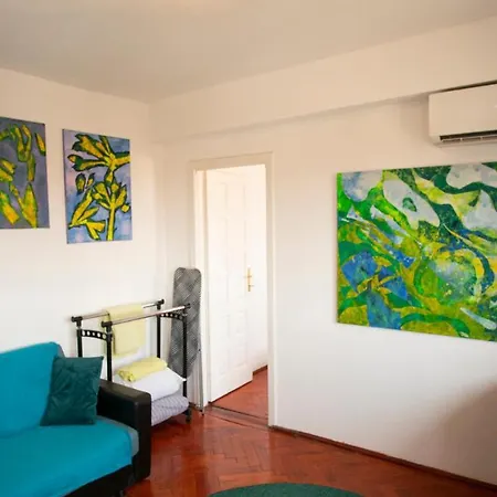 Апартаменты Central Apartment