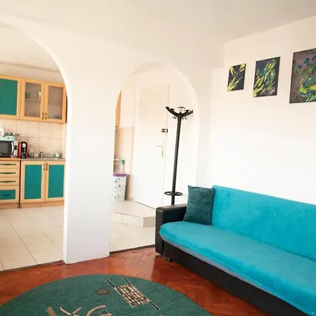 Апартаменты Central Apartment *